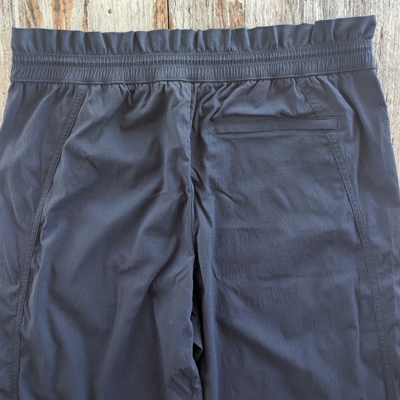 Athleta Trekkie High Rise Parachute Pants Navy Women's 12 - Picture 9 of 10